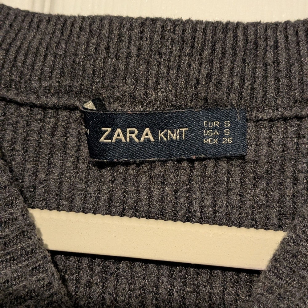 Zara Ribbed Crewneck Cropped Sweater - Picture 4 of 5